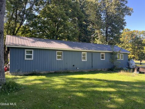 326 Middle Road Crown Point NY 12928