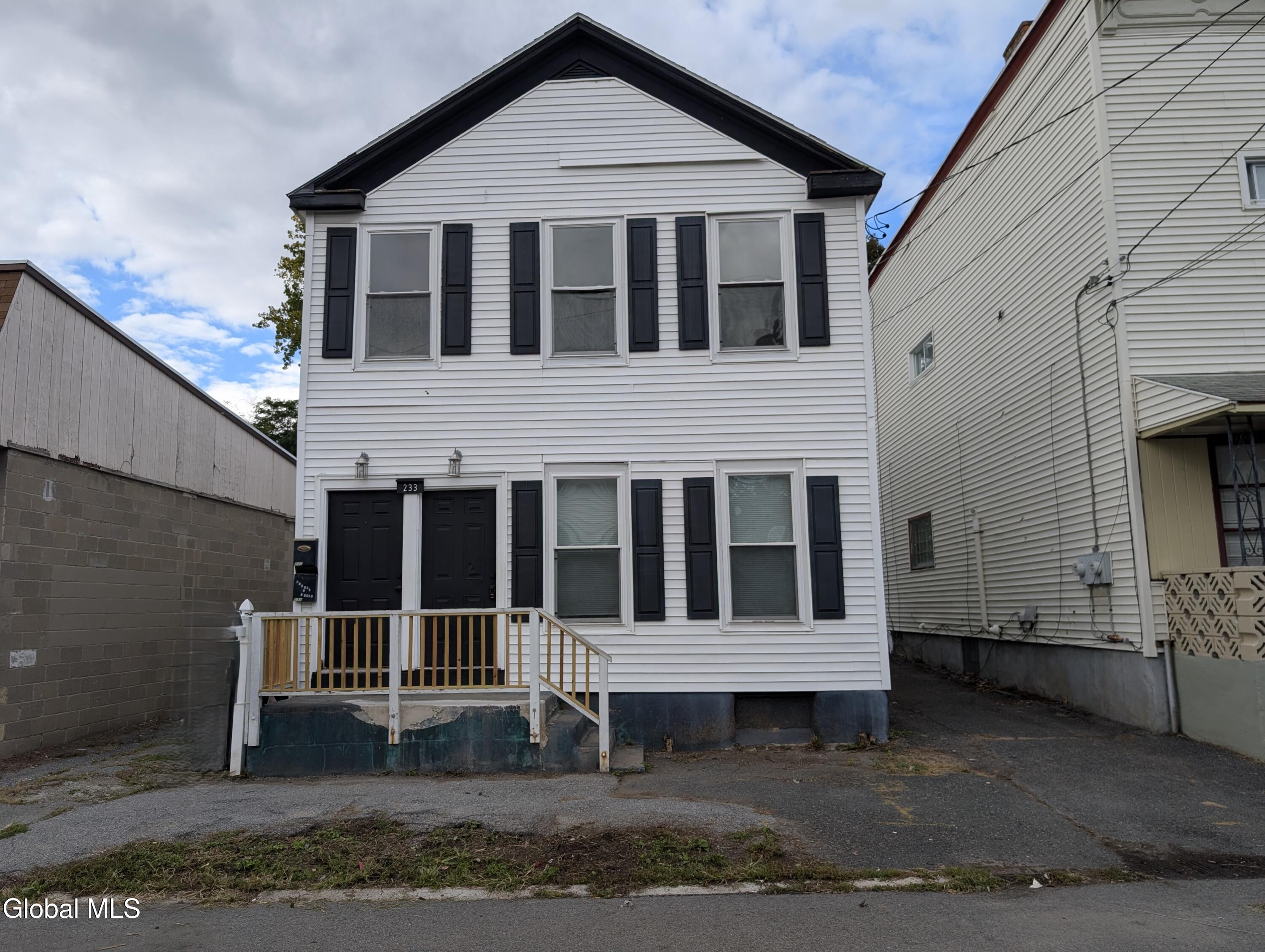 233 Park Place Schenectady NY 12305