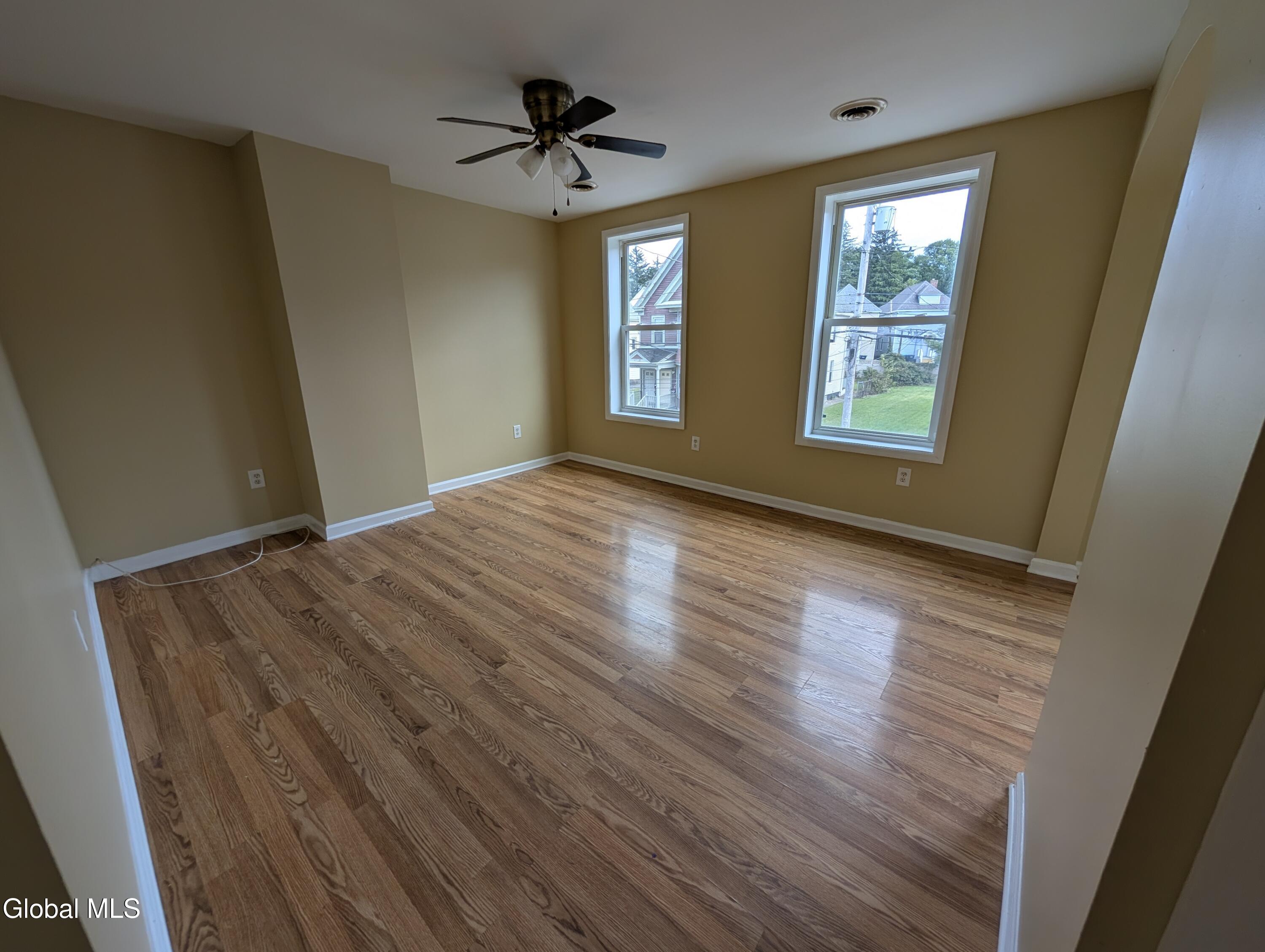233 Park Place Schenectady NY 12305