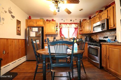 242 Park Place Schenectady NY 12305