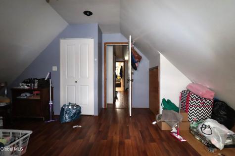 242 Park Place Schenectady NY 12305