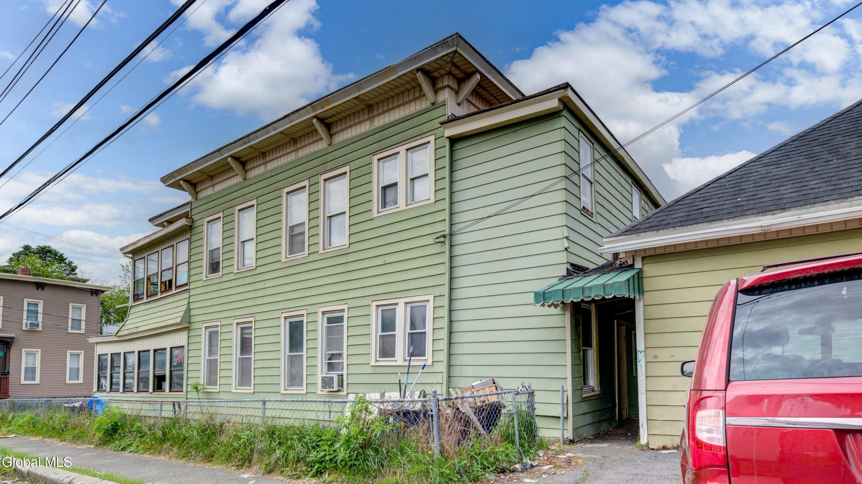 20 Garden Street Amsterdam NY 12010