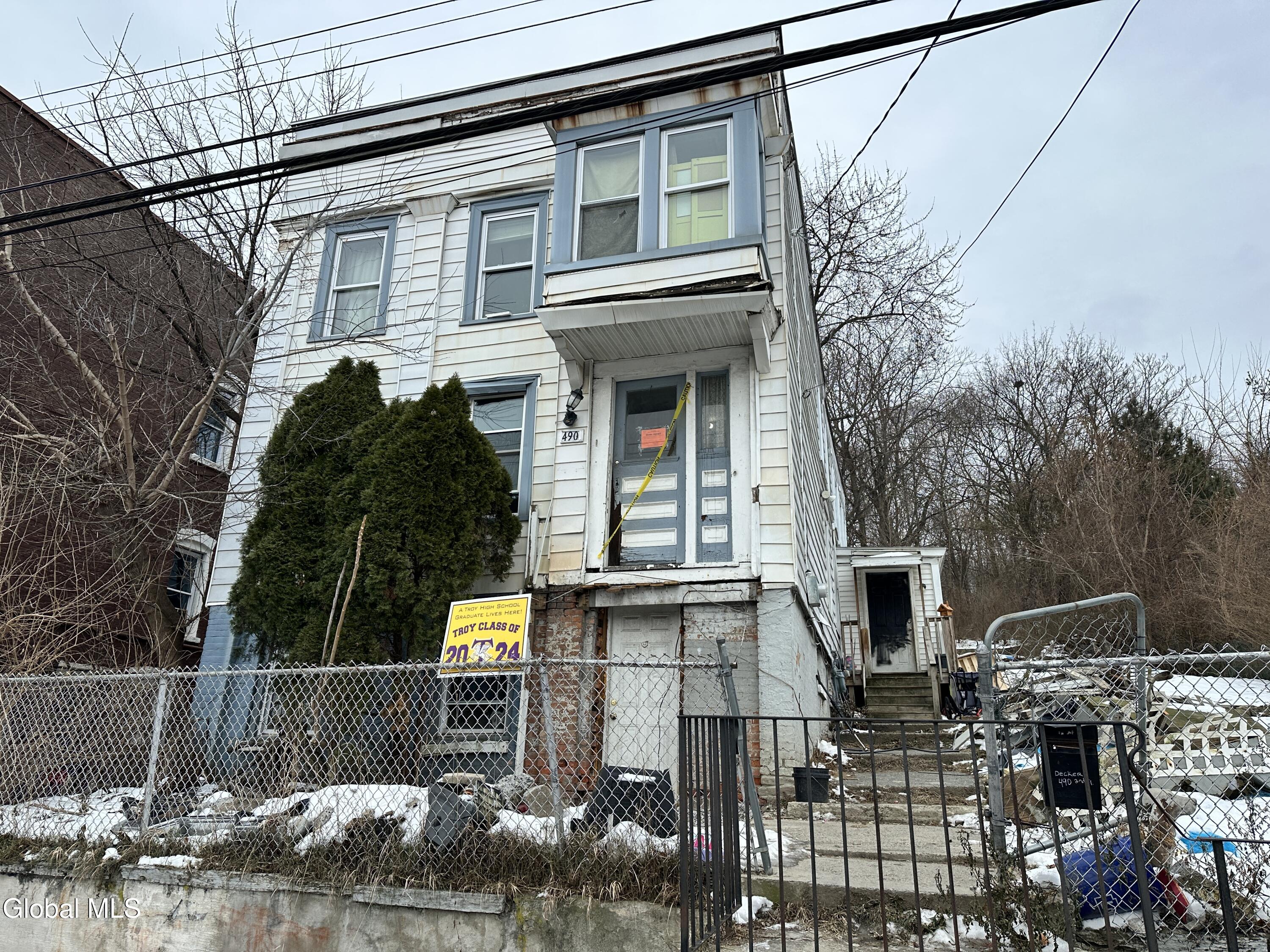 490 4th Street Troy NY 12180