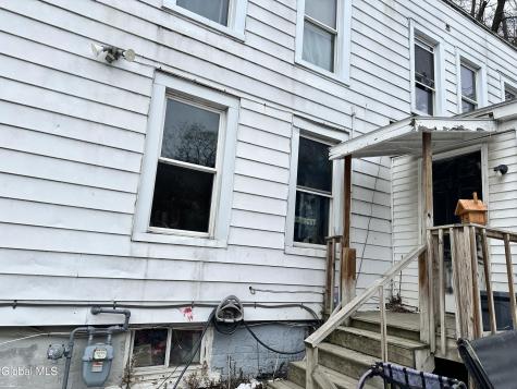 490 4th Street Troy NY 12180
