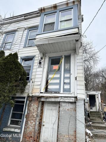 490 4th Street Troy NY 12180