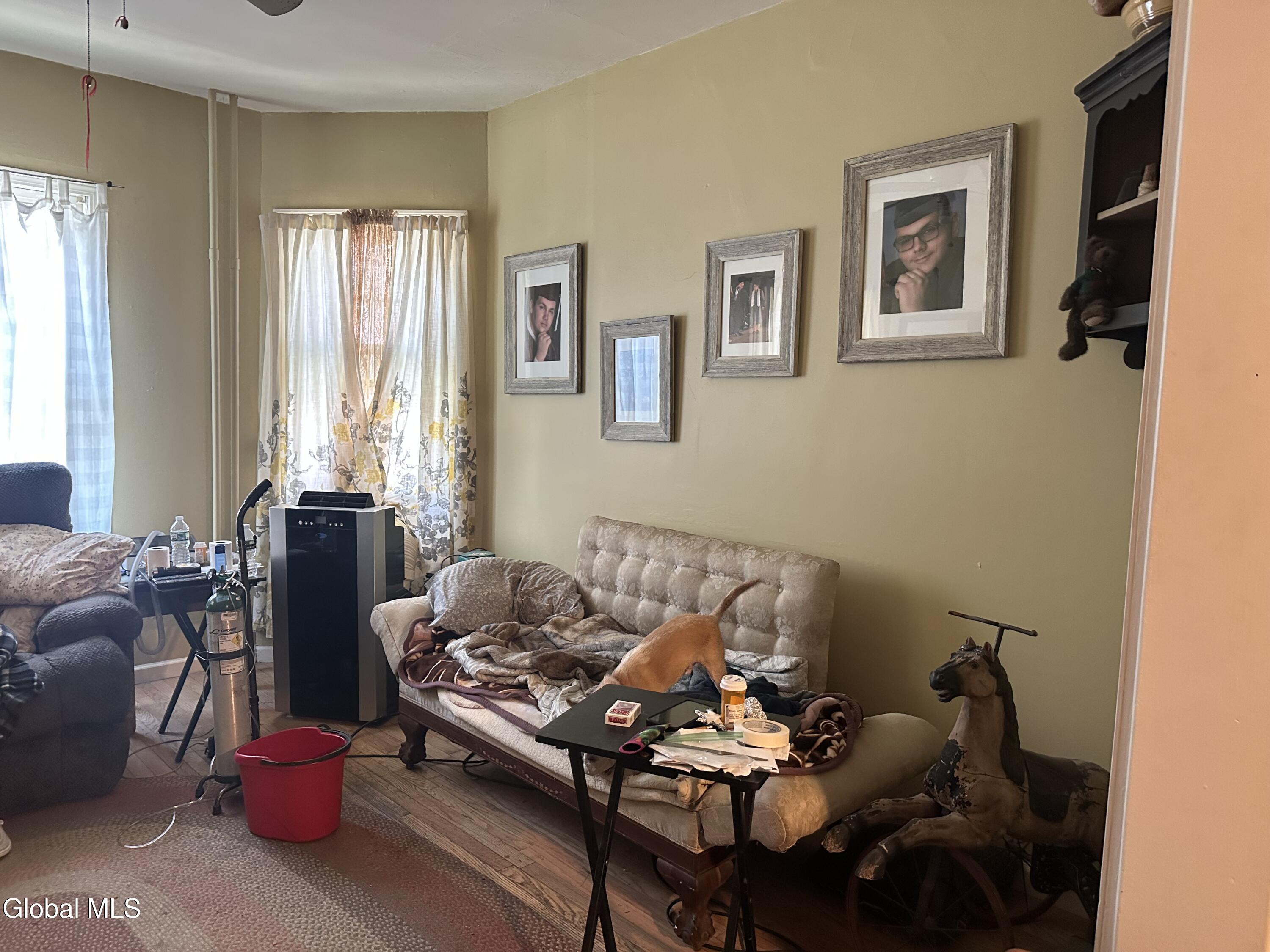 6 Ingersoll Avenue Schenectady NY 12305