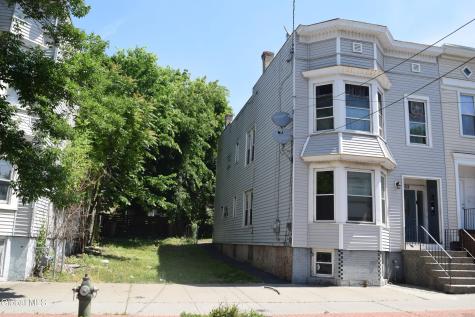 69 Dana Avenue Albany NY 12208