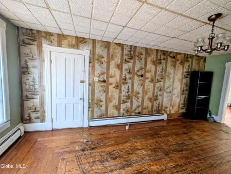 21 Morris Street Cohoes NY 12047