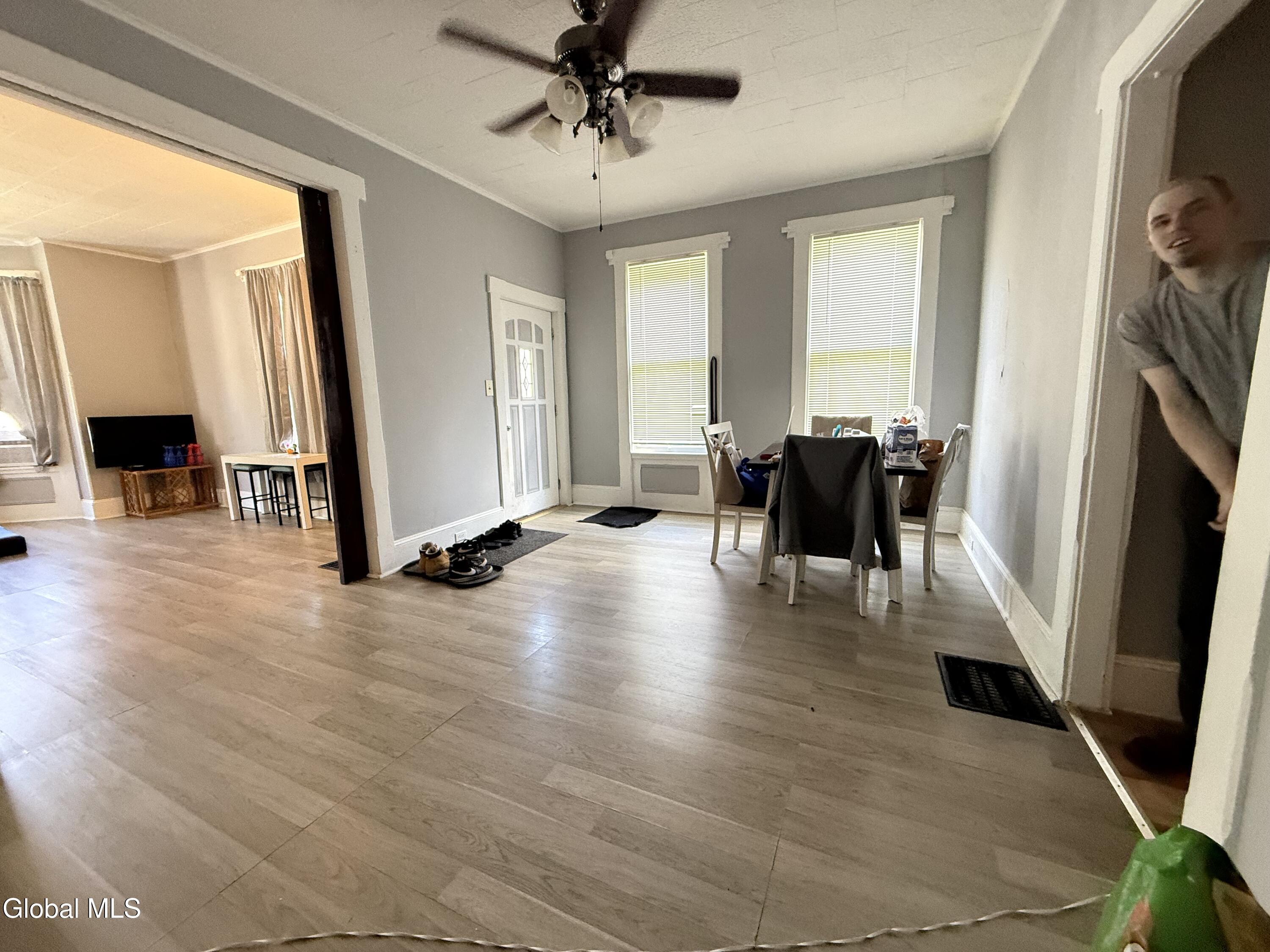 22 E 8th Avenue Gloversville NY 12078