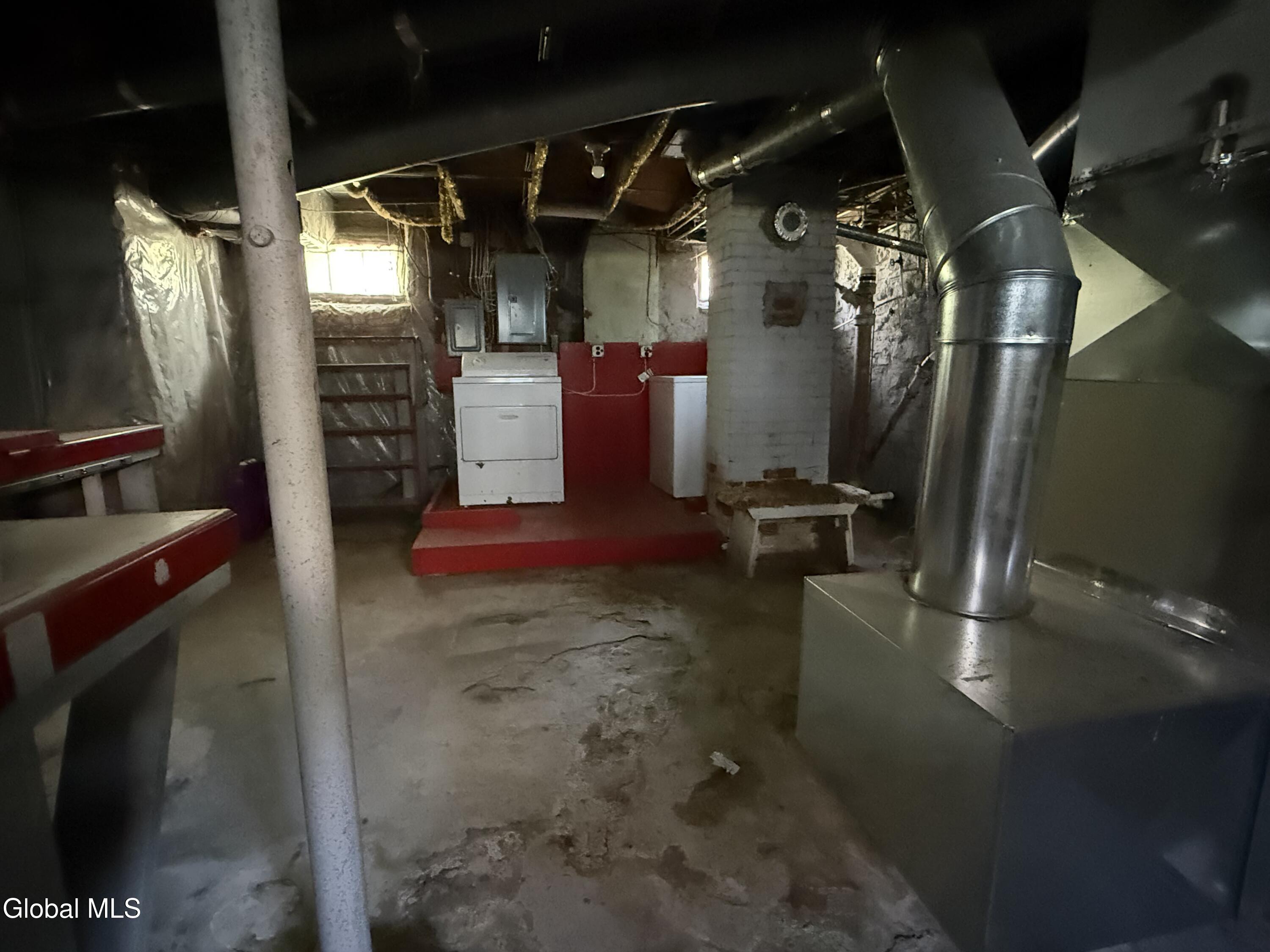 22 E 8th Avenue Gloversville NY 12078