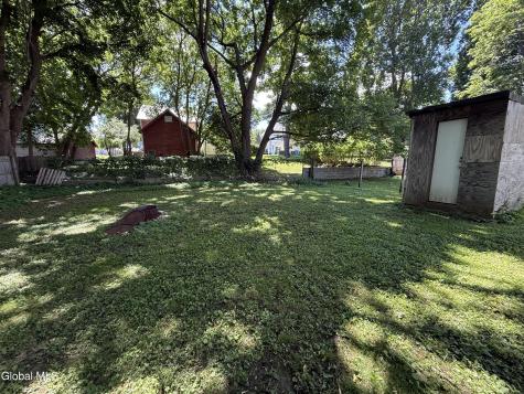 22 E 8th Avenue Gloversville NY 12078