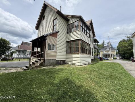 22 E 8th Avenue Gloversville NY 12078