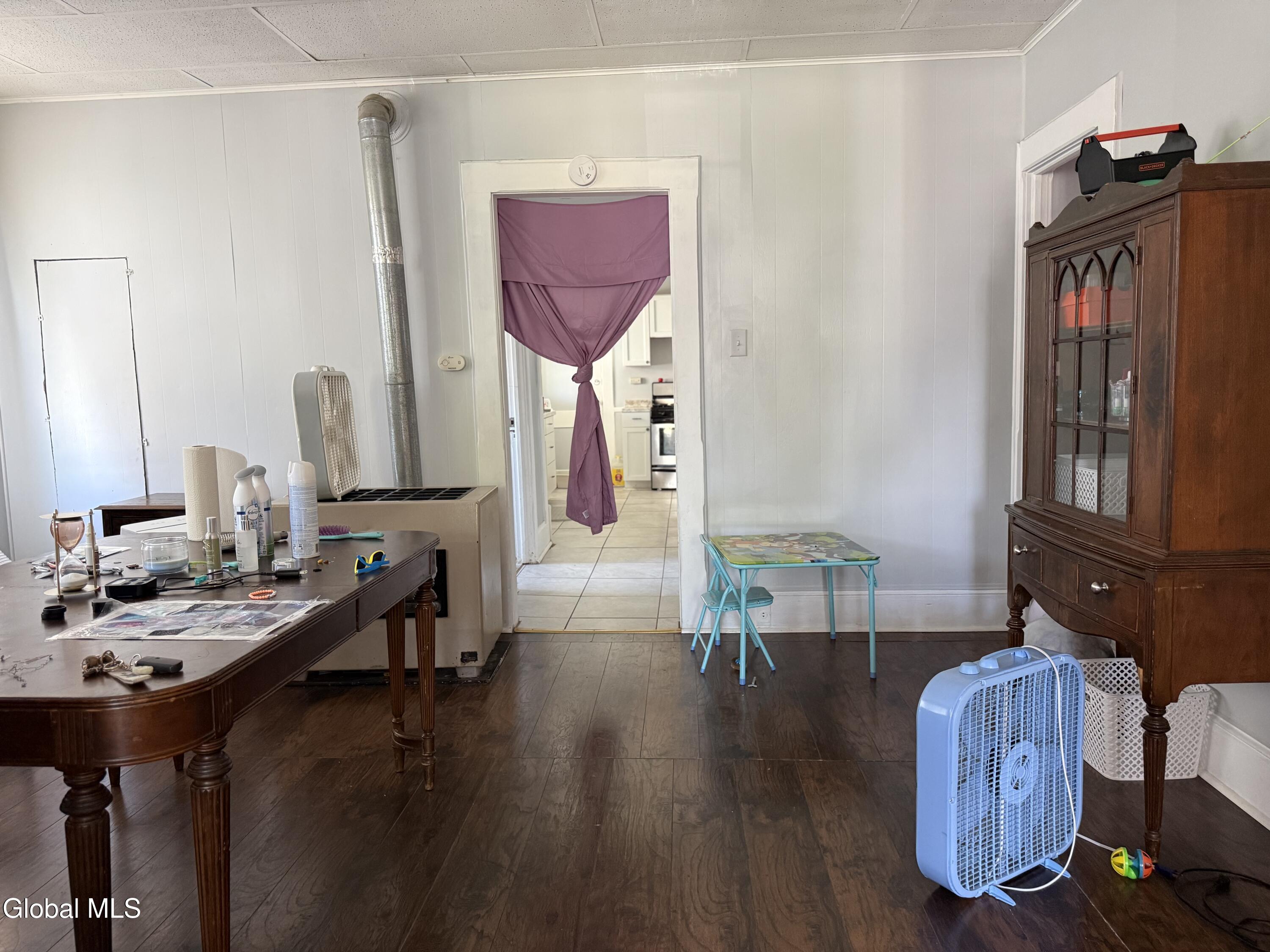 22 E 8th Avenue Gloversville NY 12078