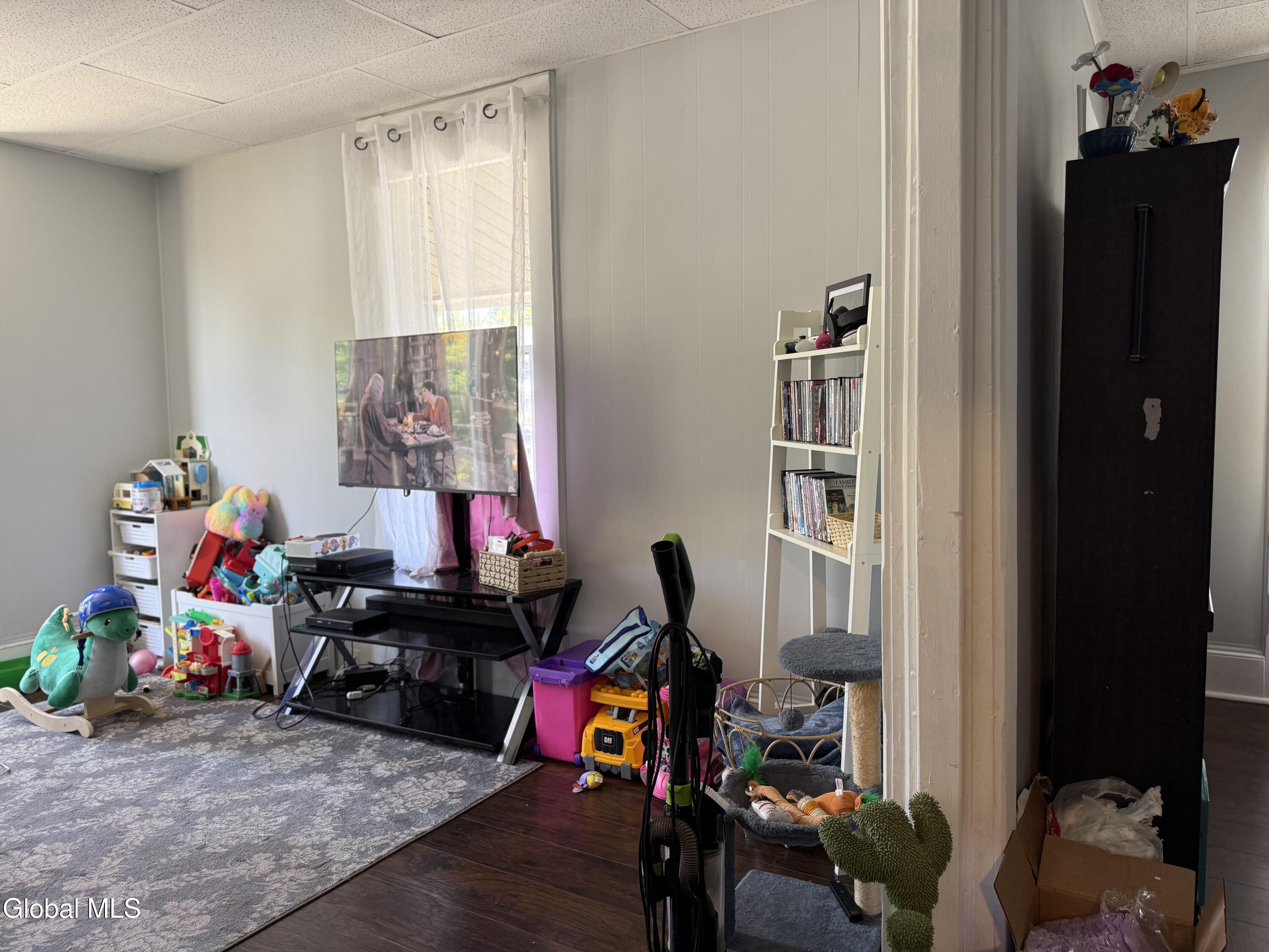 22 E 8th Avenue Gloversville NY 12078