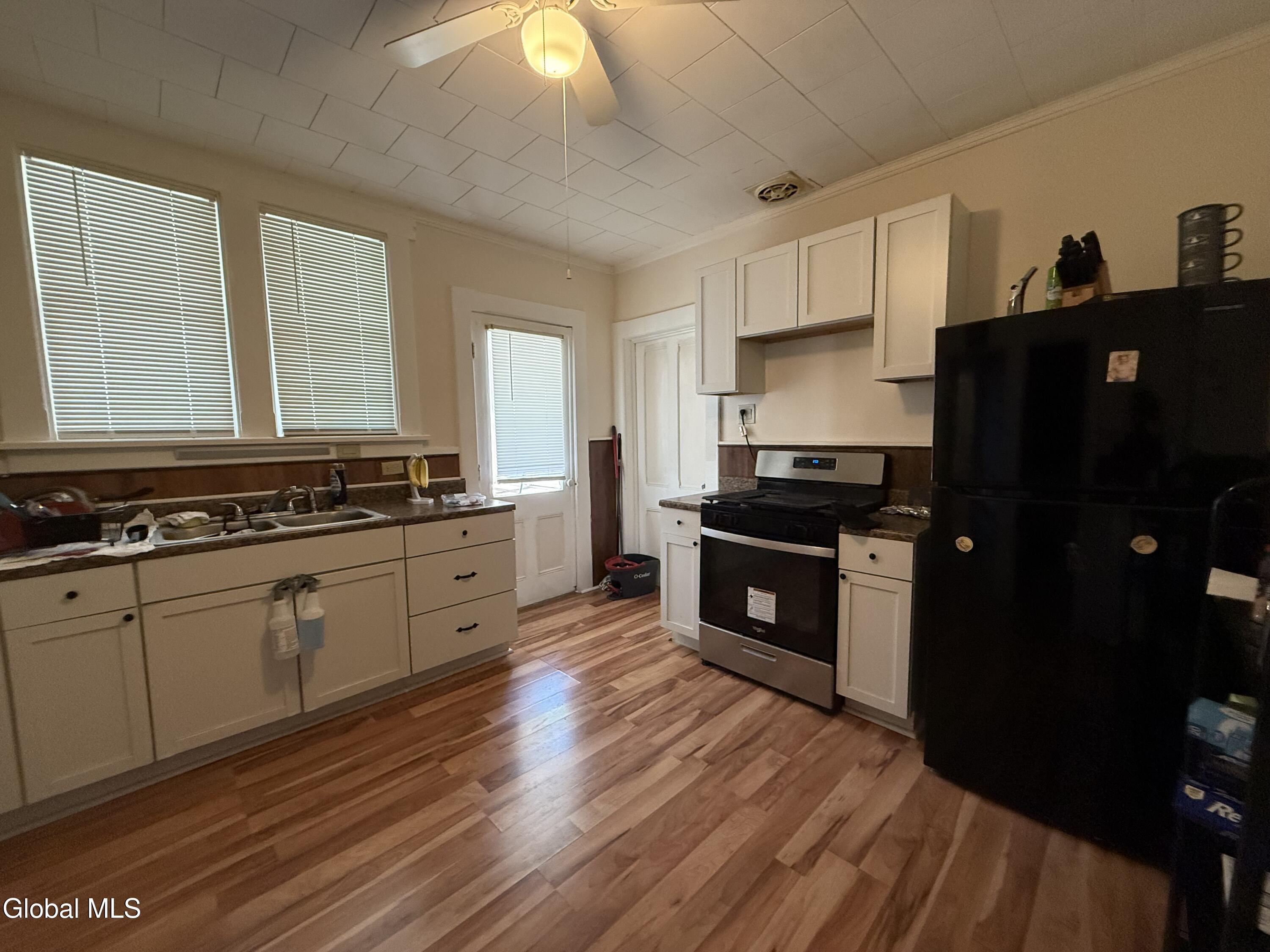 22 E 8th Avenue Gloversville NY 12078