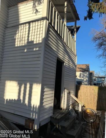 347 Hulett Street Schenectady NY 12307
