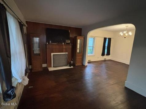 117 Henry Street Schenectady NY 12304