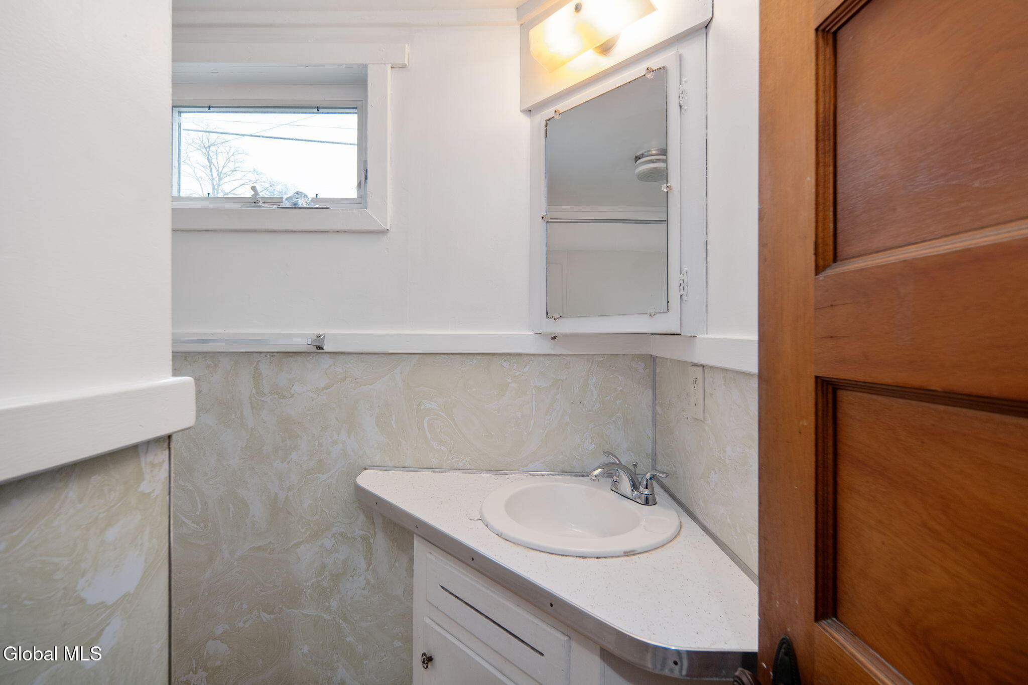 1958 Wabash Avenue Schenectady NY 12306