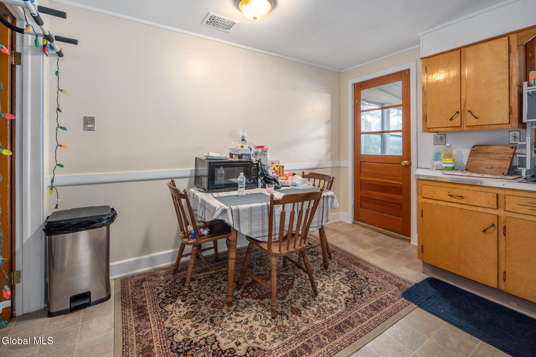 1958 Wabash Avenue Schenectady NY 12306
