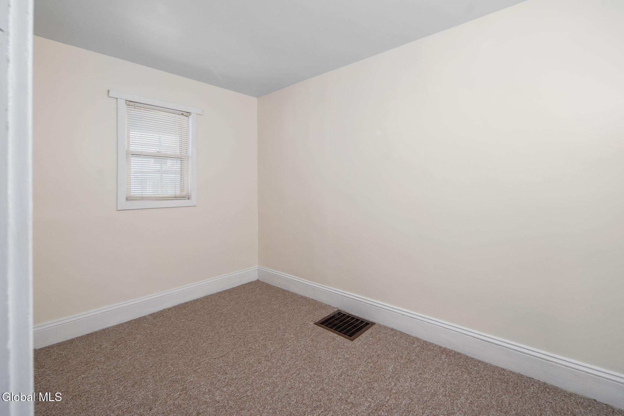 1958 Wabash Avenue Schenectady NY 12306