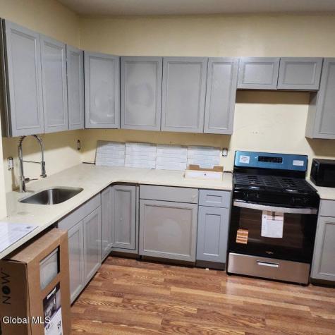 449 Hulett Street Schenectady NY 12307