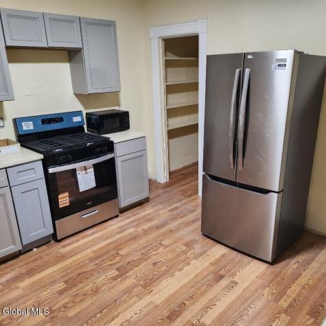 449 Hulett Street Schenectady NY 12307
