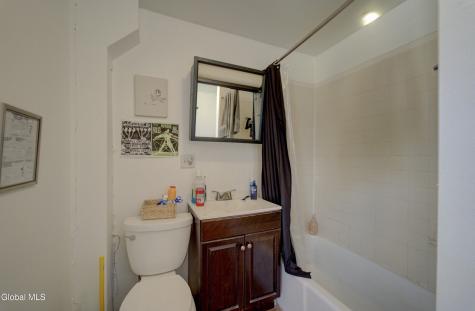 1213 Jacob Street Troy NY 12180