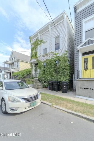 1213 Jacob Street Troy NY 12180