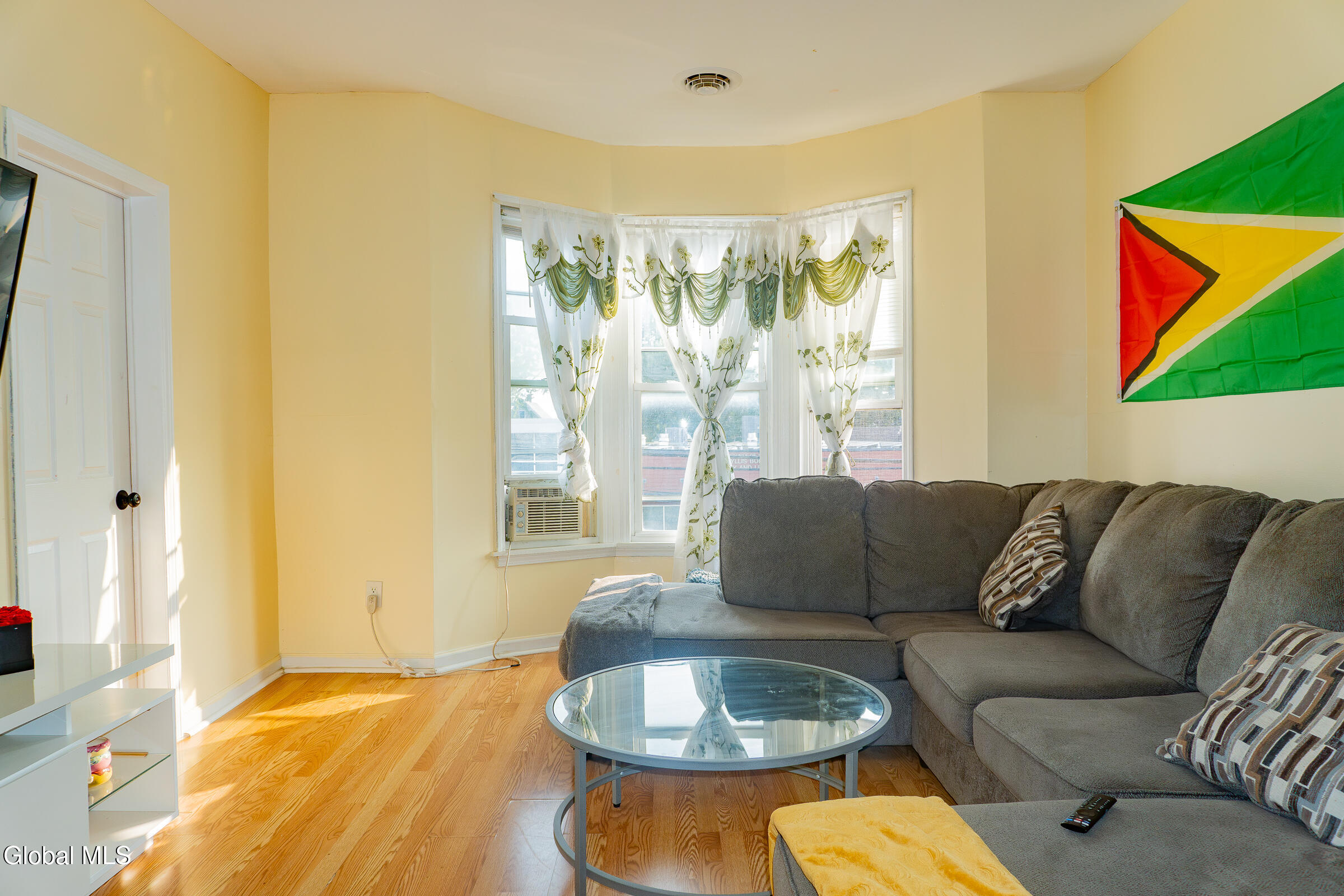 943 State Street Schenectady NY 12307