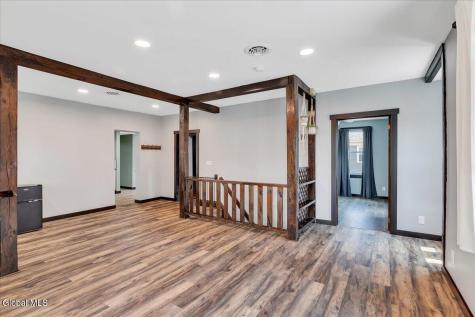 20 Main Street Poestenkill NY 12140