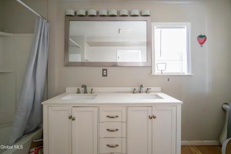 61 Tyler Street Troy NY 12180