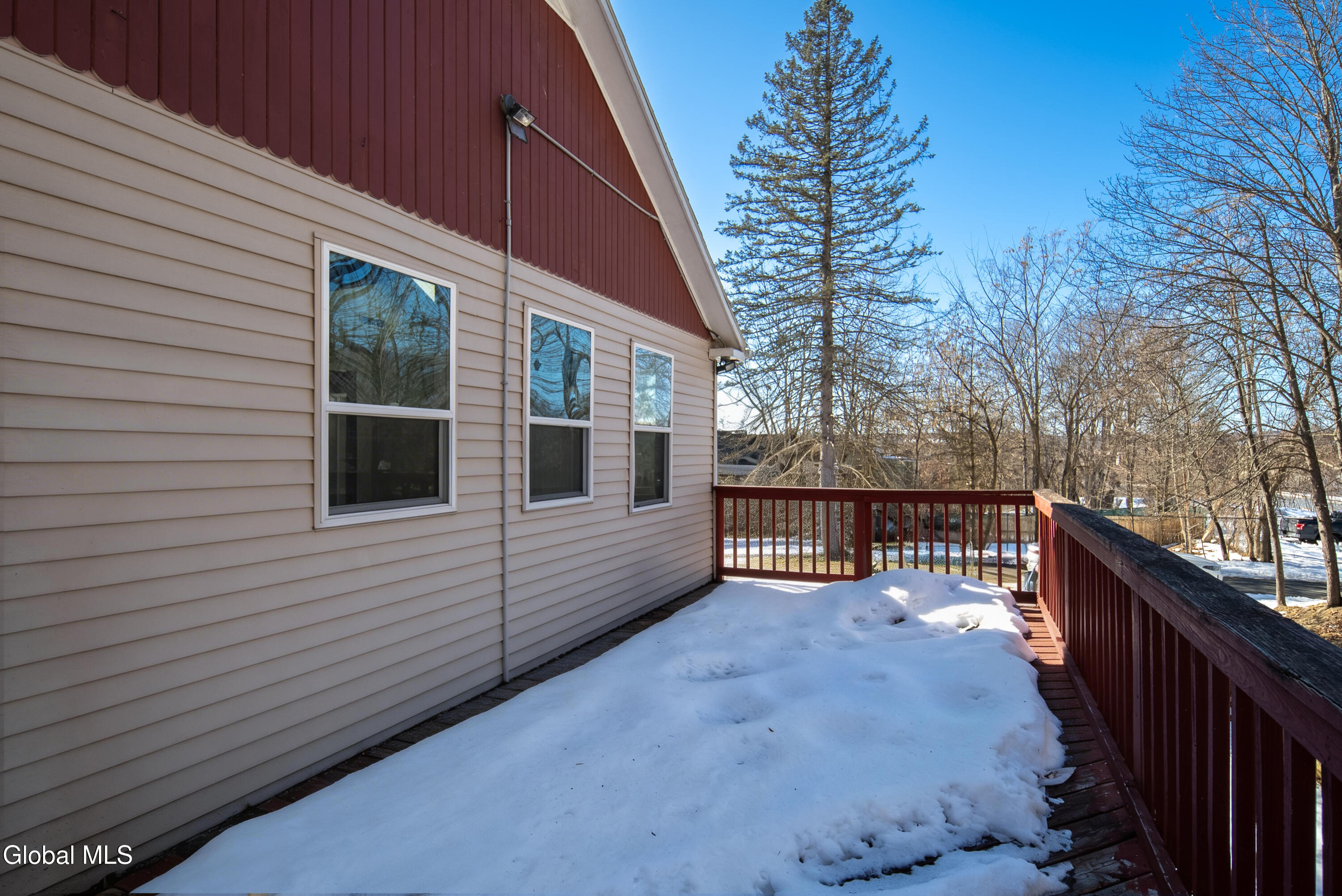 61 Tyler Street Troy NY 12180