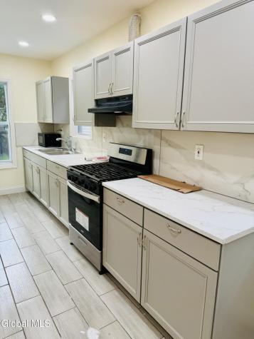 92 N Allen Street Albany NY 12203