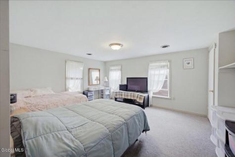 47 Benedict Street Saratoga Springs NY 12866