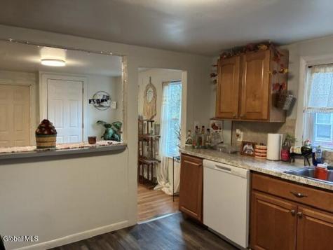 1572 3rd Street Rensselaer NY 12144