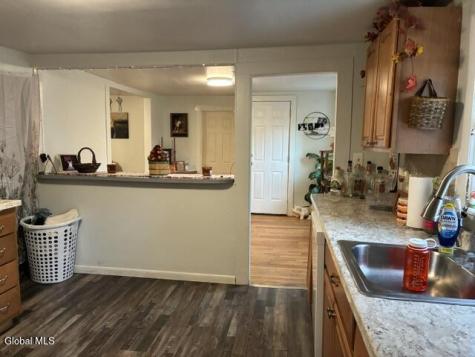 1572 3rd Street Rensselaer NY 12144