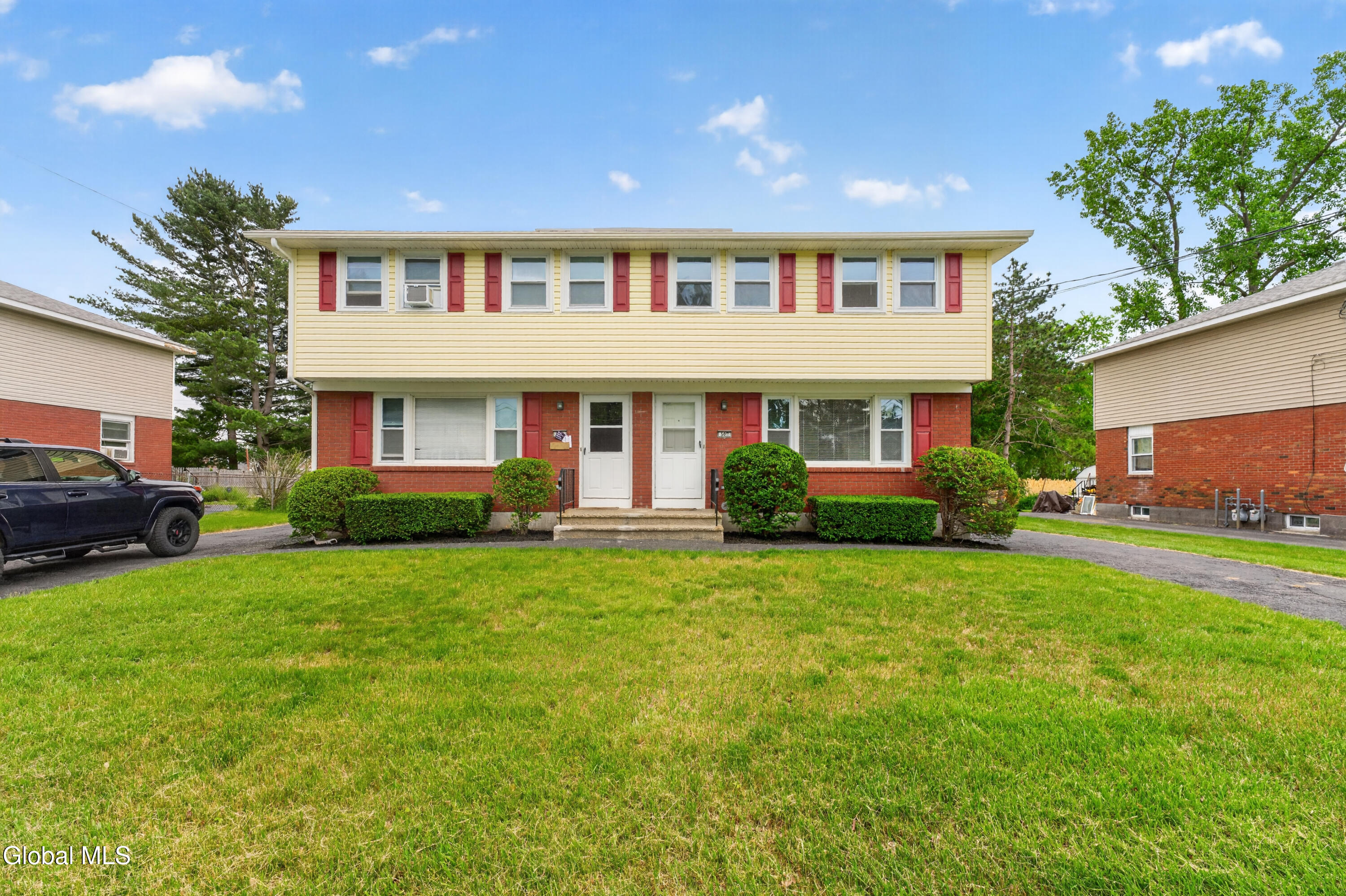 30 Commodore Street Albany NY 12205