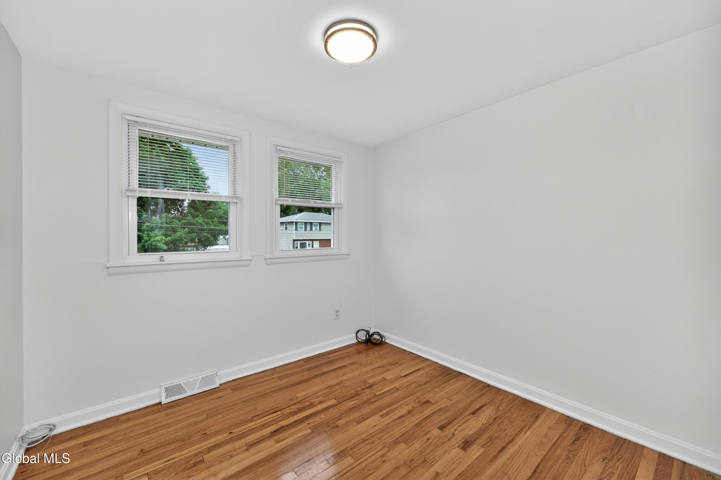 30 Commodore Street Albany NY 12205