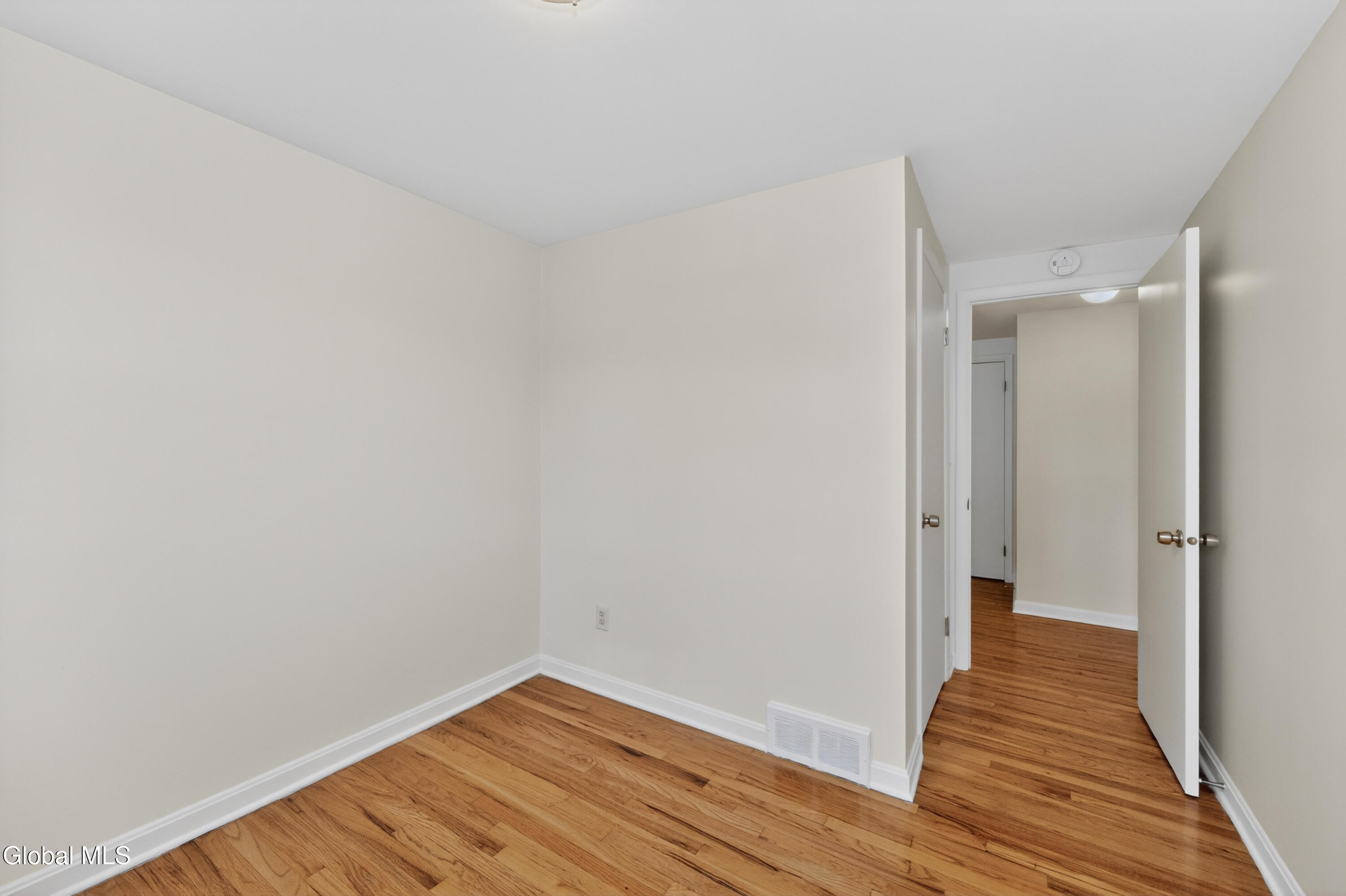 30 Commodore Street Albany NY 12205