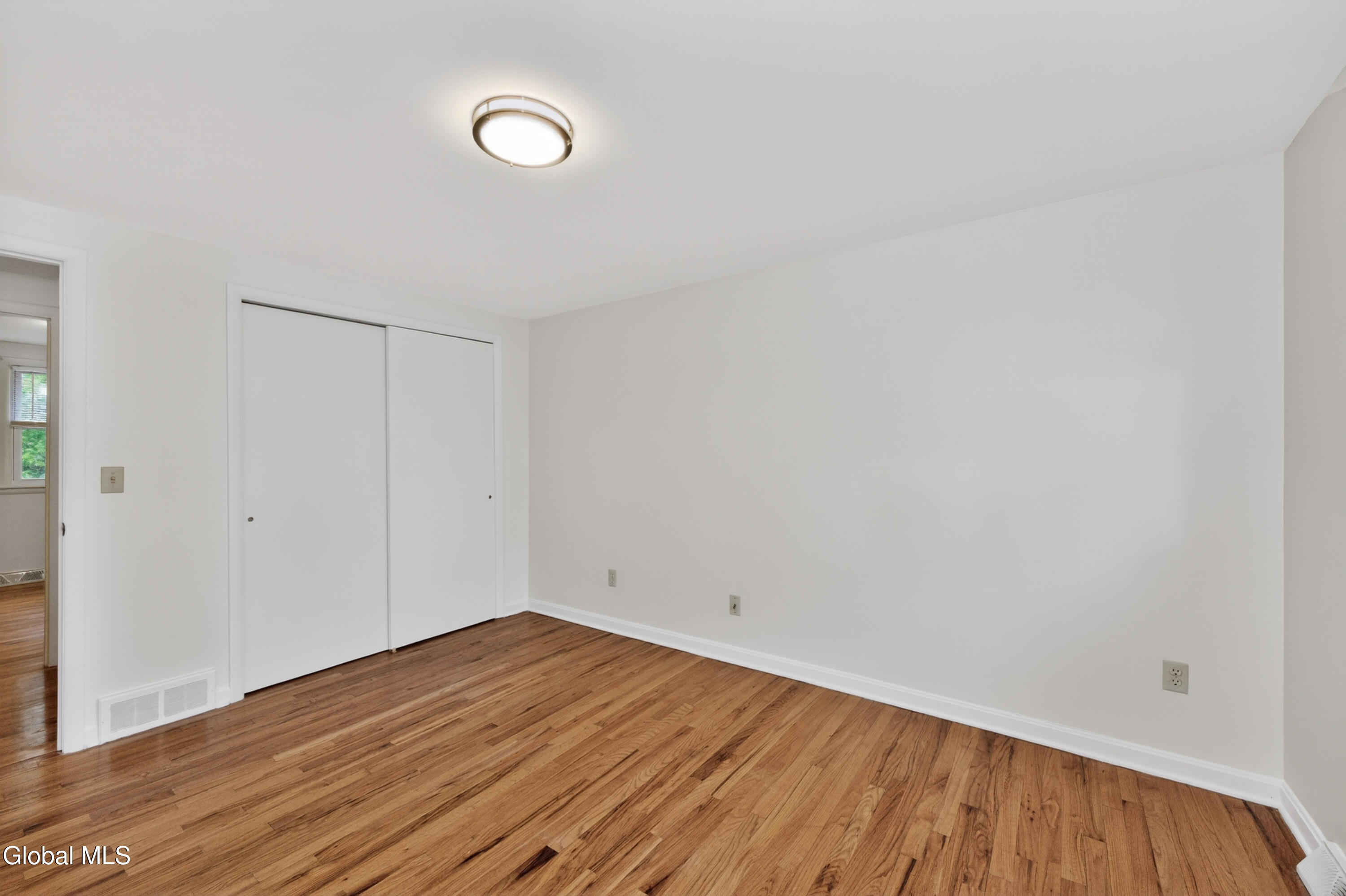 30 Commodore Street Albany NY 12205