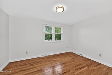 30 Commodore Street Albany NY 12205