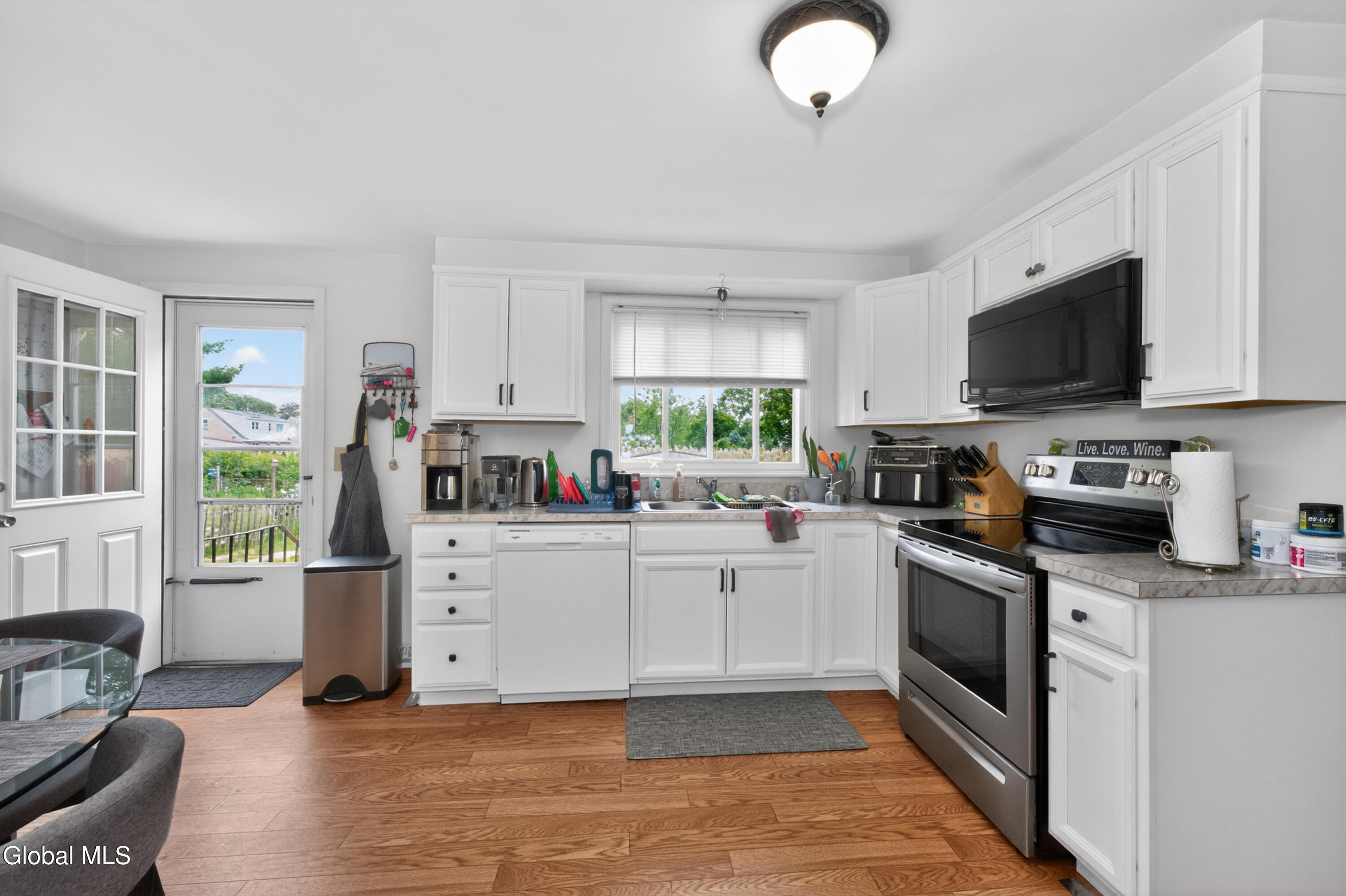 30 Commodore Street Albany NY 12205