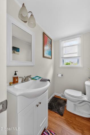 30 Commodore Street Albany NY 12205