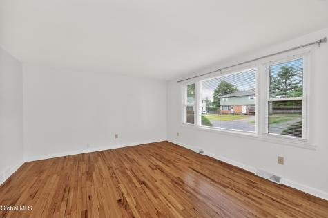 30 Commodore Street Albany NY 12205
