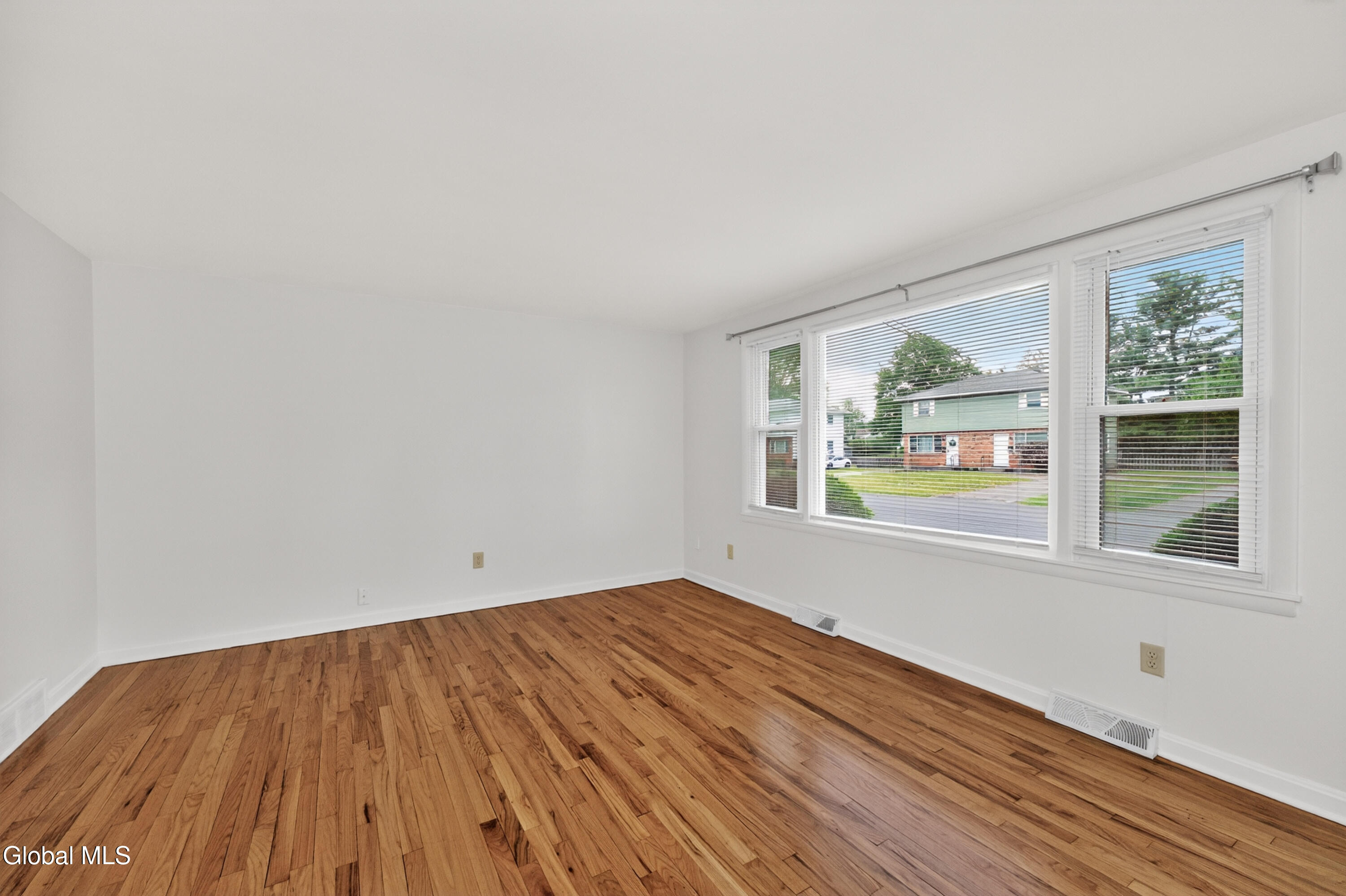 30 Commodore Street Albany NY 12205