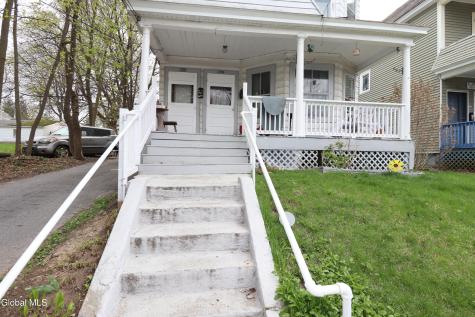 1764 Avenue B Schenectady NY 12308