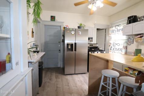 1764 Avenue B Schenectady NY 12308