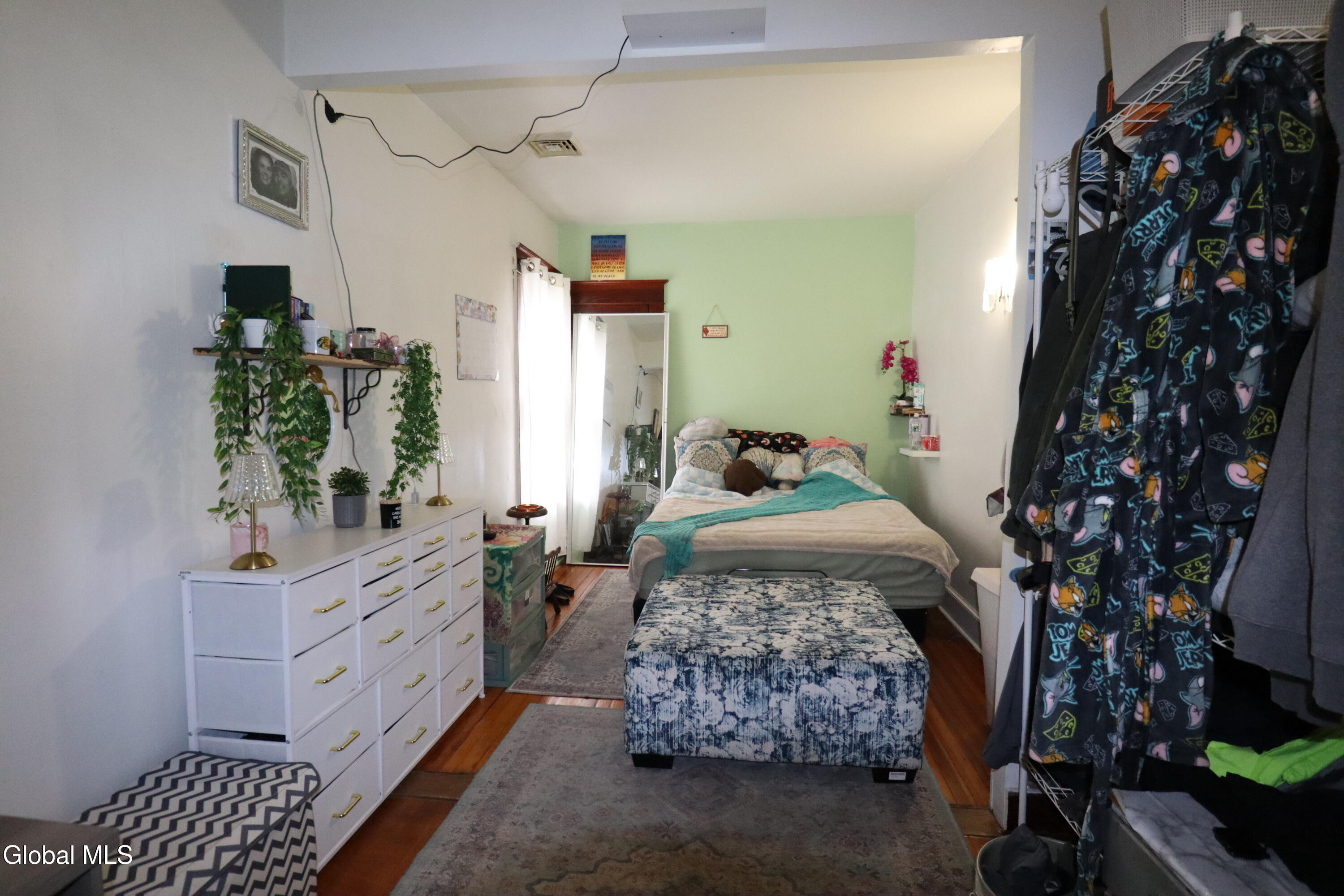 1764 Avenue B Schenectady NY 12308