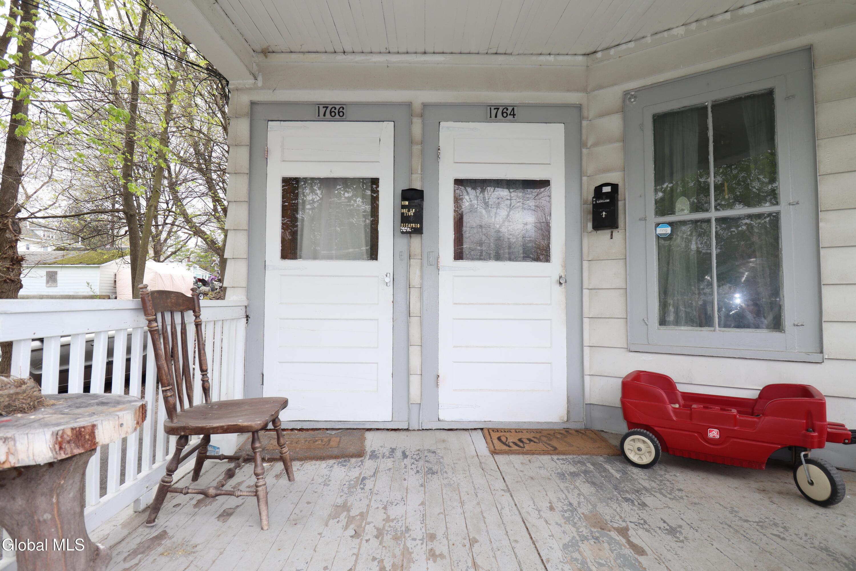 1764 Avenue B Schenectady NY 12308