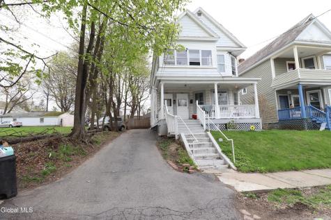 1764 Avenue B Schenectady NY 12308
